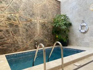 Sliema 8 Bedroom House with Pool - Taʼ Xbiex