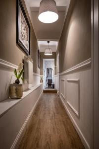 Florentine Experience in Santa Croce