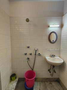 AMIT HOTEL