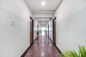 FabHotel Sri Karthikeya Grand - Nr Nexus Mall, Kukatpally
