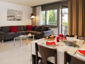 Apartment Allod Park Haus C 305 by Interhome - 3-star hotels in Davos