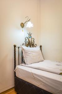 Blacksmiths House - Old Town