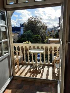 Gite Du Passant Rennais avec balcon sur cour