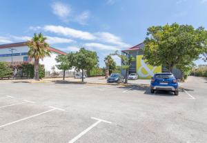 Hotels B&B HOTEL Toulon La Seyne sur Mer : photos des chambres