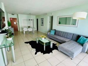 Oceanview Beachfront Condo on Tides Resort