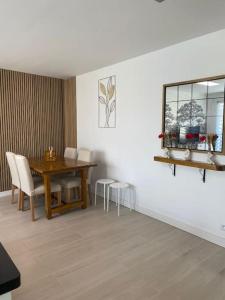 Jacuzzi 2 places - App 4 pers - Parking (digicode)