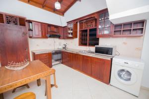 Villa LaLuna - Hikkaduwa