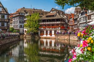 Cosy apartment on Strasbourg Tramway line and Canal - Appartement confortable sur ligne tram Strasbourg et Canal
