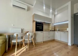 Opera Park 23 by RENT4YOU