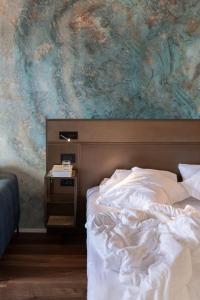 Hotel Baia Azzurra - Lake Front