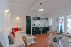 La maison dans la calanque 1 mn à pied de la plage dALCAUFAR