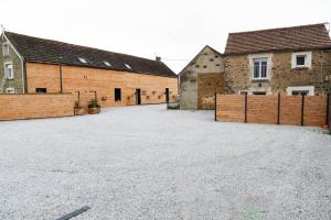Maisons de vacances Le Domaine de la Clarte AUXERRE - VENOY : photos des chambres