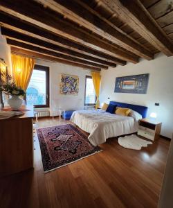 Juliets Bed Art Verona