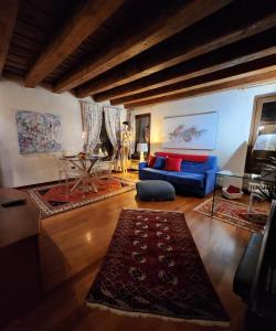 Juliets Bed Art Verona