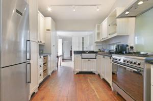 Voelklip Beach Cottage