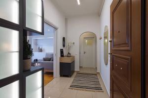 Acropolis Aura Apartment