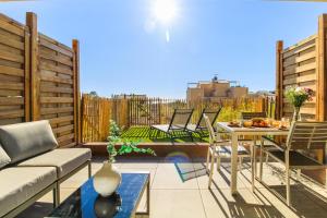 SELECT - Appartement avec douche extérieure et piscine - 180SUD-E02