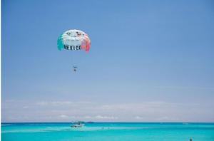 Casa de Playa- transportation & cooks included!