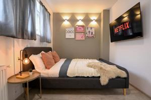 Splendid 2BR Apartment with Breathtaking Views of Casa Poporului