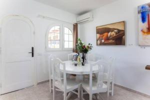 Corralejo Boutique Art Villa Fuego with Private Pool BBQ 20 seconds to the Beach by Amazzzing Travel