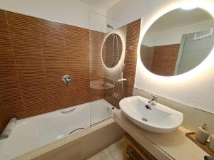 The Retreat, Valle del Este Modern Apartment