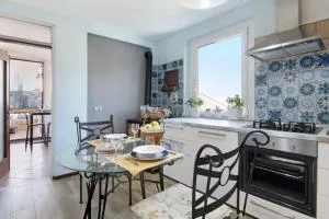 MARY HOUSE @ - Piateda