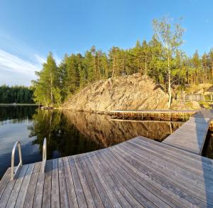 Lakeside Cabin in Heinola