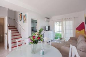 Corralejo Beach Villa Tierra- Sea View, Private Pool, BBQ & Wifi by Amazzzing Travel