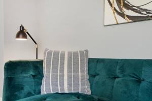 1BR Vibrant & Inviting Apt in Chicago - Montrose 2E