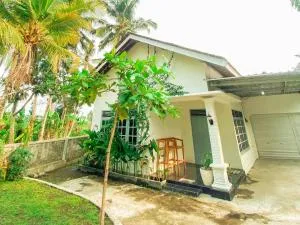 Homestay Kamar Tamu Selomartani 3 - Manisrenggo