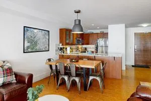 Raven 101 - Біг-Вайт