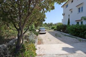 Apartments by the sea Barbat, Rab - 14247