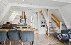 Amazing Home In Farsø With Wifi