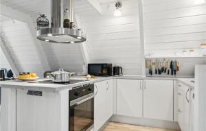 Amazing Home In Farsø With Wifi