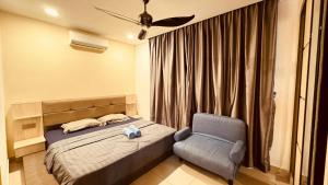 DPutra Suites 2BR Kulai by Luxecocoo CK