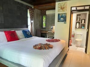 Bangtao Beach Chalet Resort