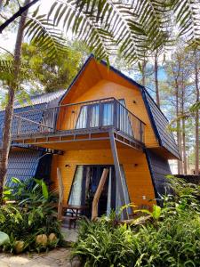 TMĂNG ĐEENG HOMESTAY