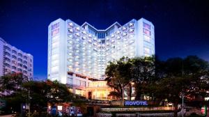 Novotel Ha Long Bay Hotel