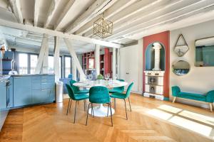 Le Marais Superb Apartment Terrace Paris Free Netflix
