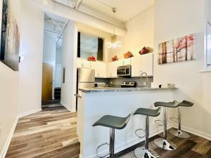 2 BR Contemporary Modern Loft