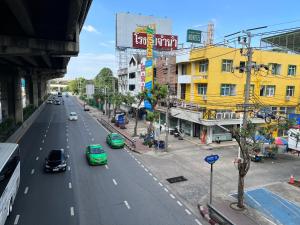 Dao Jaras Fah Hometel ดาวจรัสฟ้าโฮมเทล