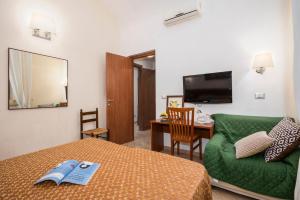 Rental in Rome 2012 Guest House - ZEN16