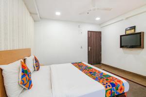 FabHotel Moro Rohini Sector 11