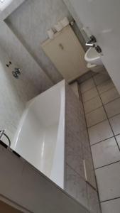 Double Room with Shared Bathroom room in GZ Hostel Bonn