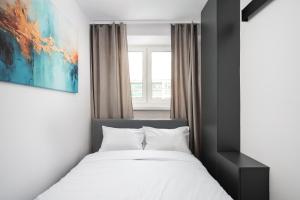 Służew 405A Apartment by BookingHost