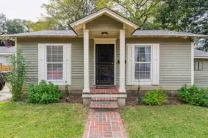 Cozy 2BR Bungalow and Midtown Memphis - Мемфис