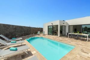 Villa Mercedes Luz by Villa Plus