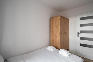 Służew 405B Apartment by BookingHost