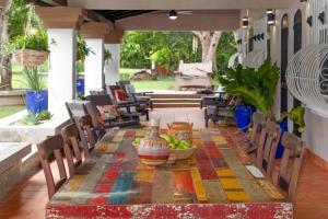 Beautiful 4-Bedroom Hacienda, 5-Minutes from Beach