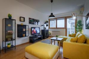 Yellow Lux apartment